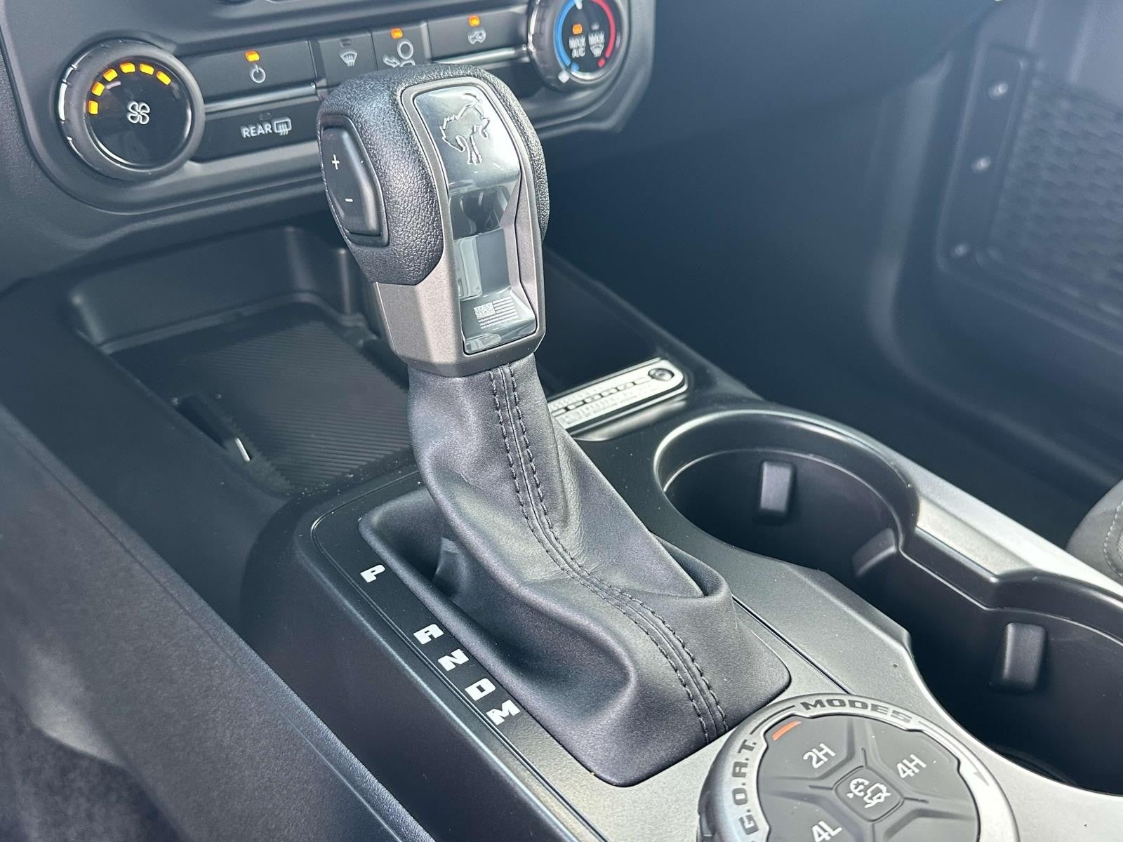 2025 Ford Bronco BASE 4 DOOR 4X4