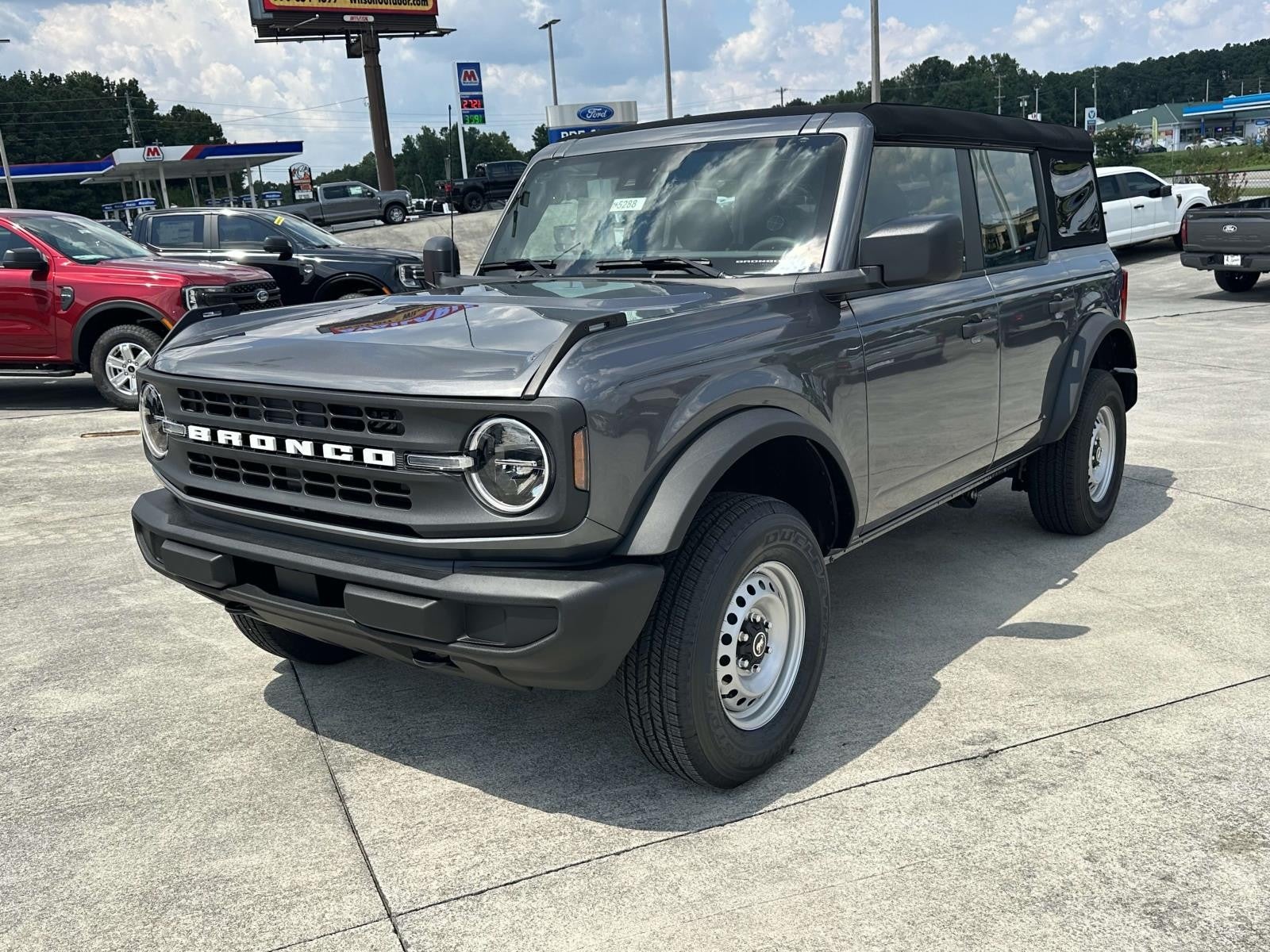 2025 Ford Bronco BASE 4 DOOR 4X4