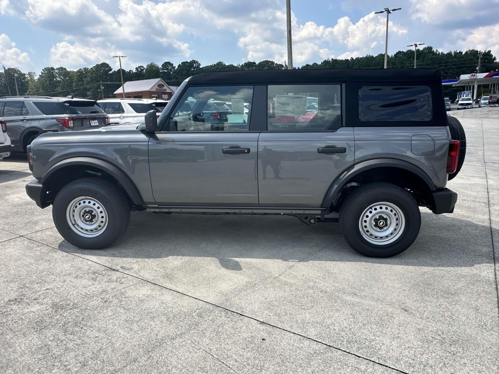 2025 Ford Bronco BASE 4 DOOR 4X4