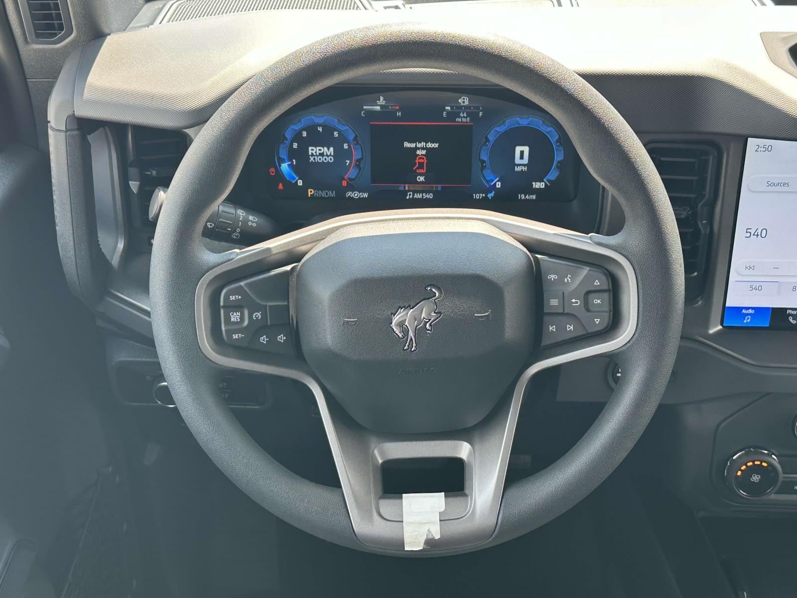 2025 Ford Bronco BASE 4 DOOR 4X4