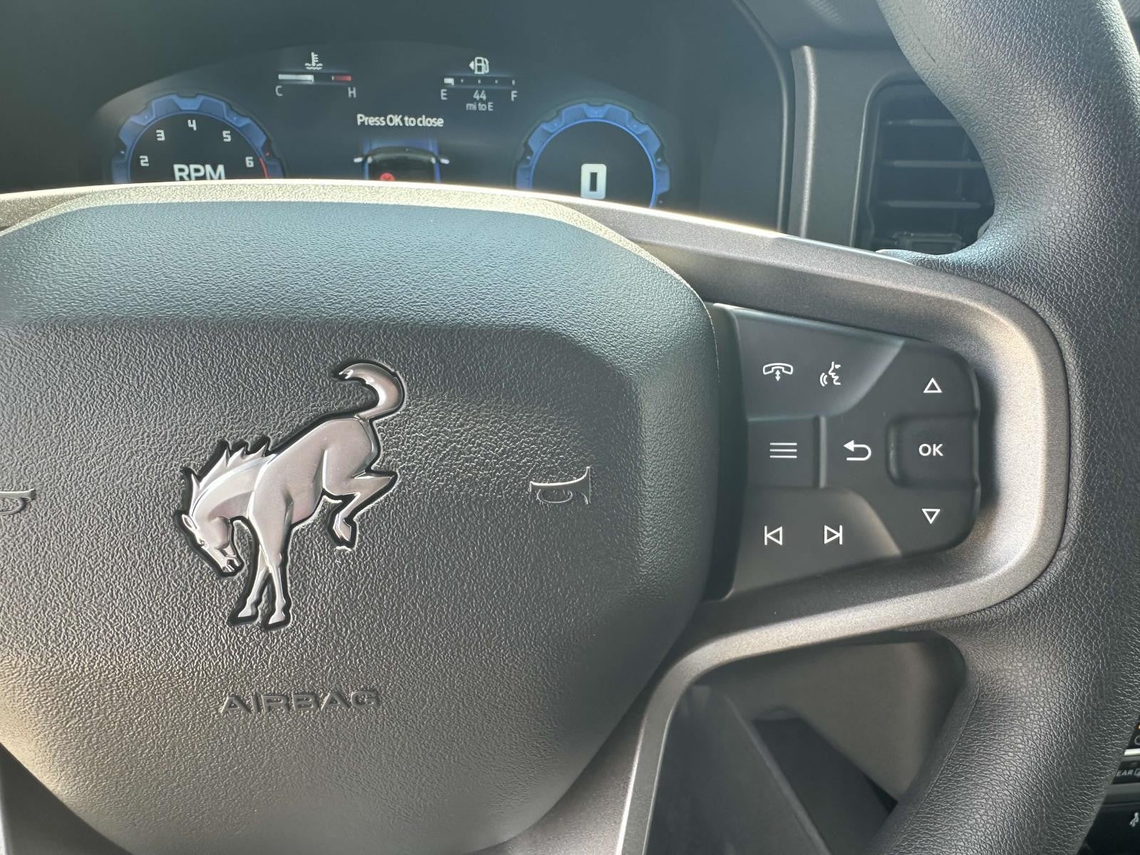 2025 Ford Bronco BASE 4 DOOR 4X4