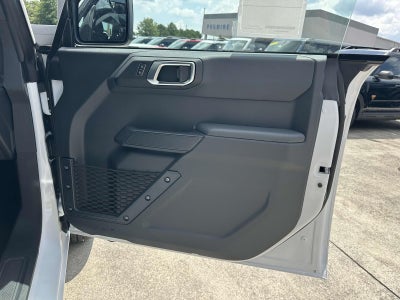 2025 Ford Bronco BASE 4 DOOR 4X4