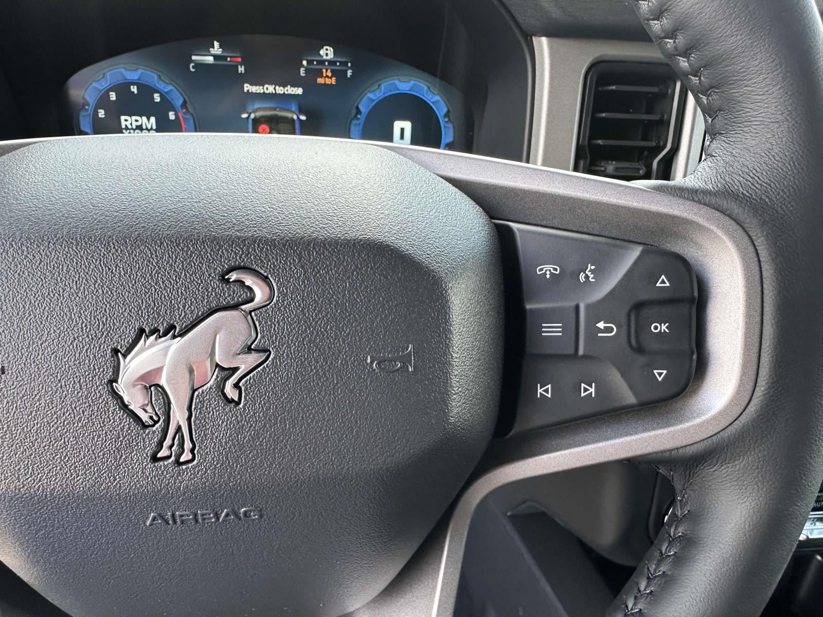 2025 Ford Bronco OUTER BANKS 4 DOOR 4X4