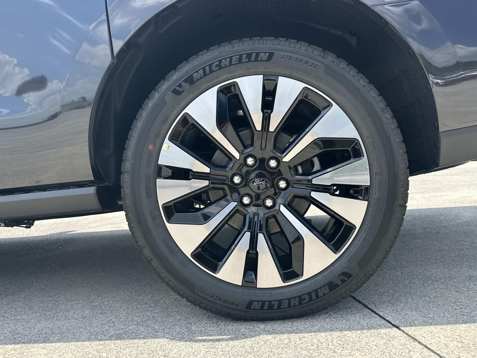 2027 Ford Expedition Max PLATINUM 4X4