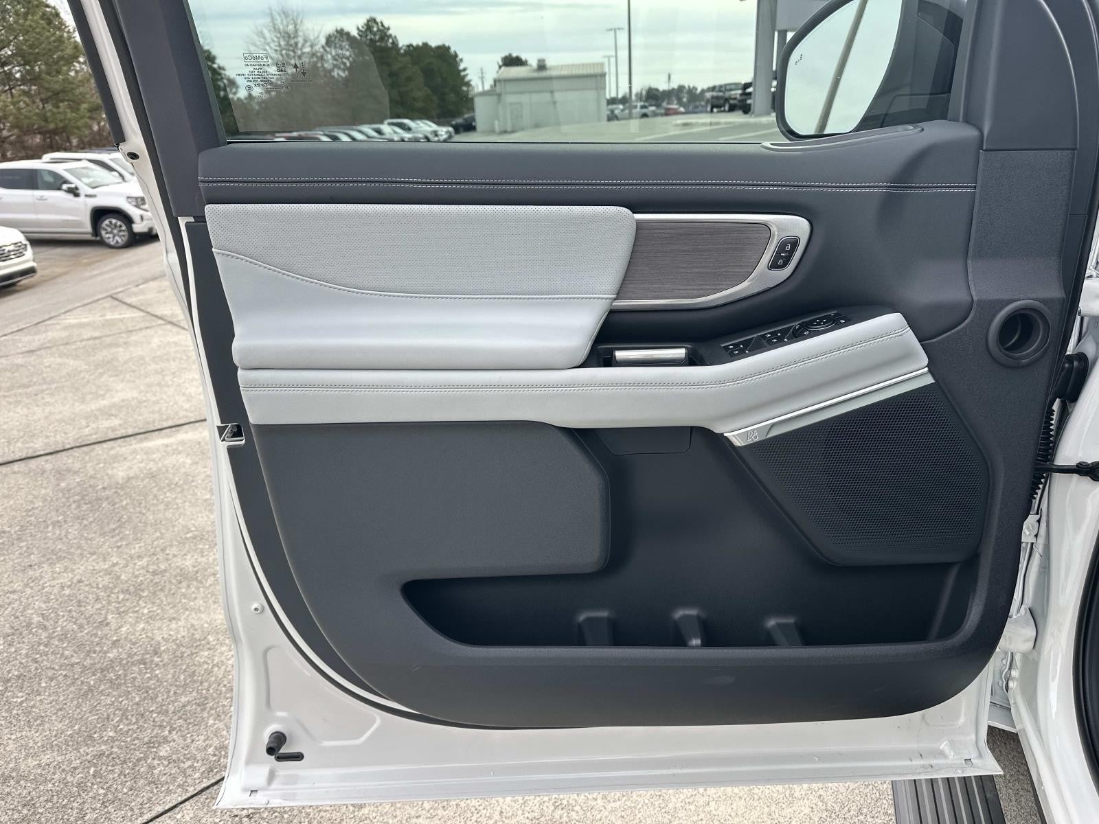 2026 Ford Expedition Max PLATINUM 4X4