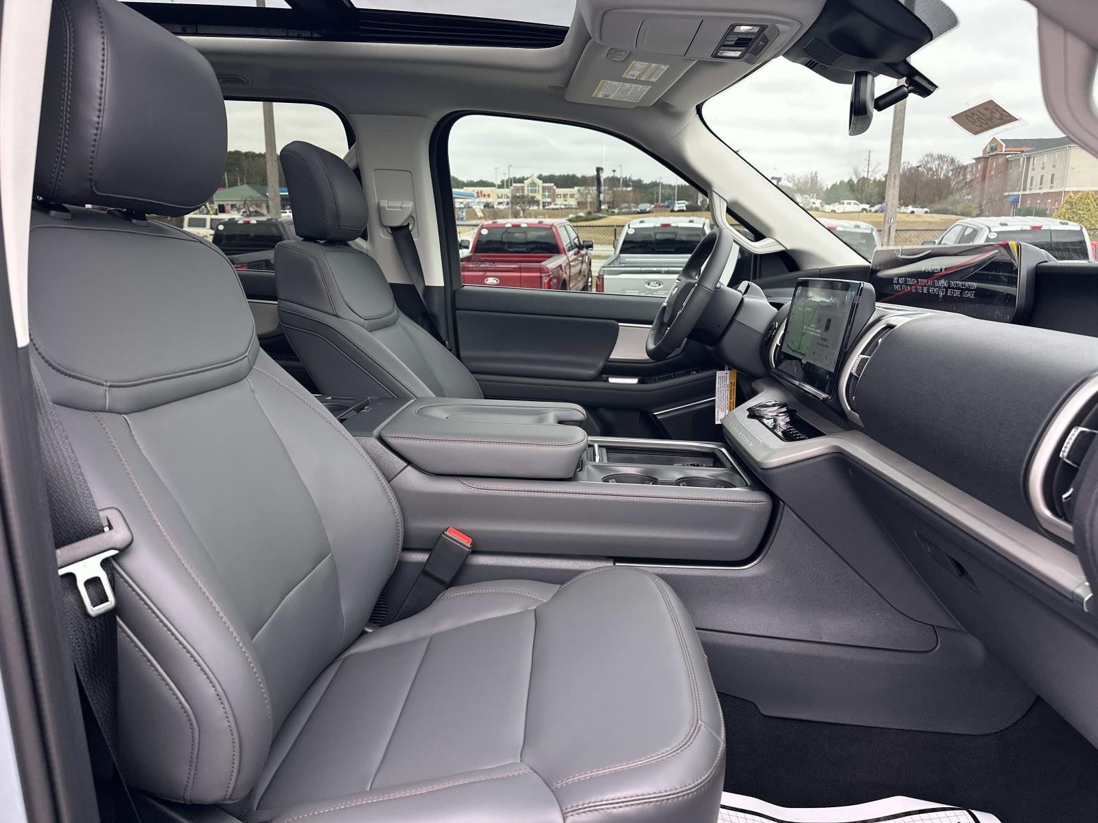 2025 Ford Expedition ACTIVE 4X2