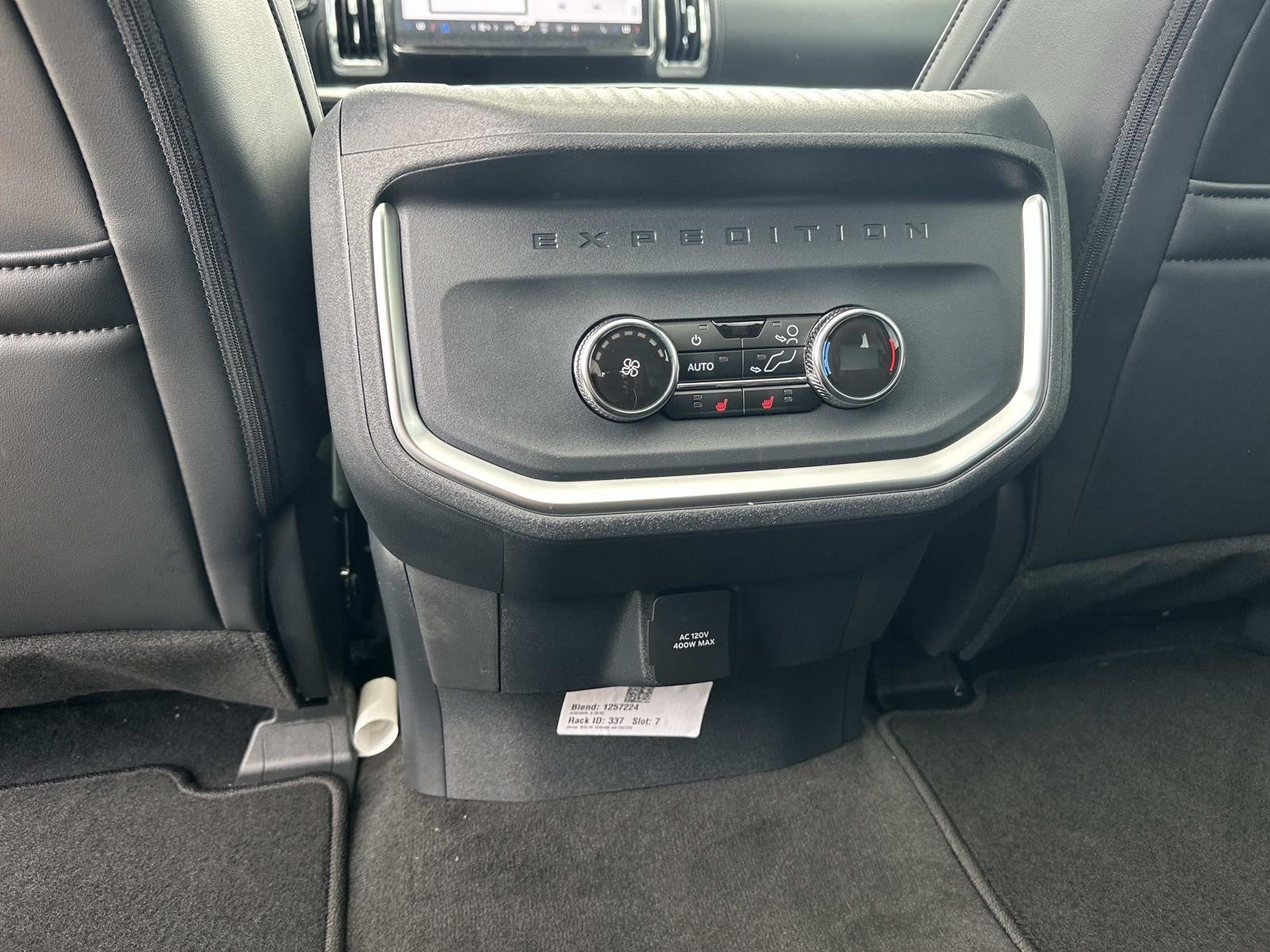 2026 Ford Expedition PLATINUM 4X4