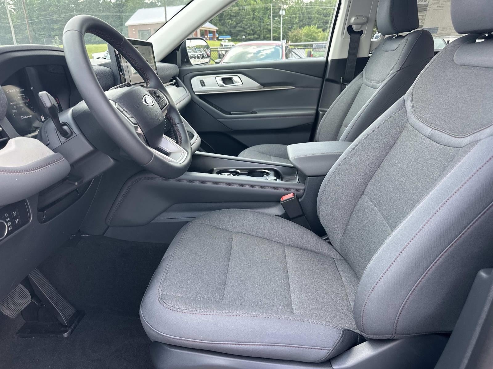 2026 Ford Explorer ACTIVE RWD