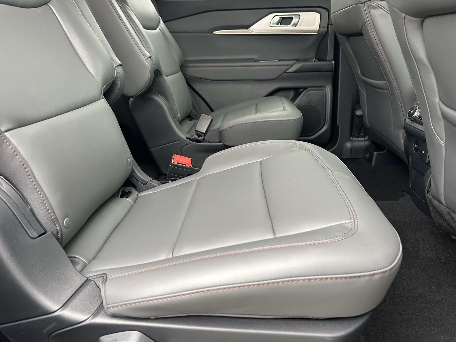 2026 Ford Explorer ACTIVE RWD