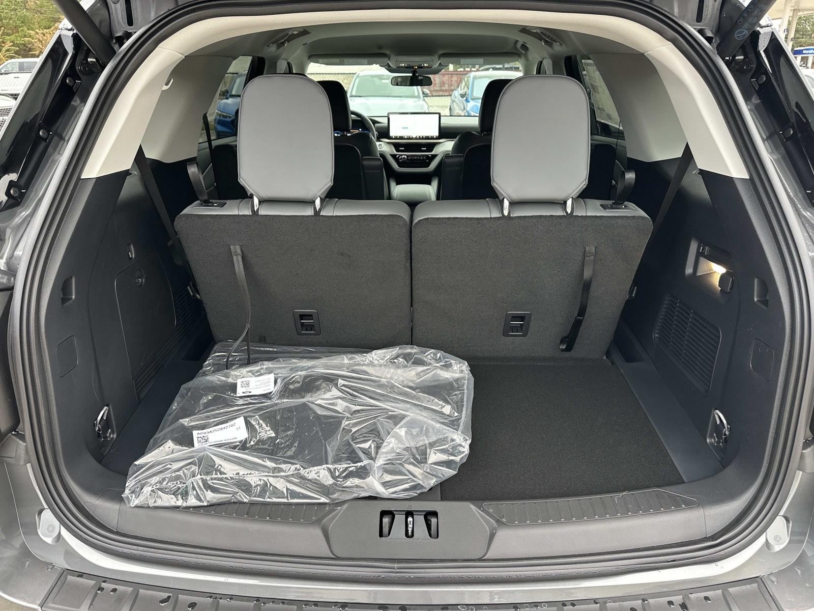 2026 Ford Explorer ACTIVE RWD