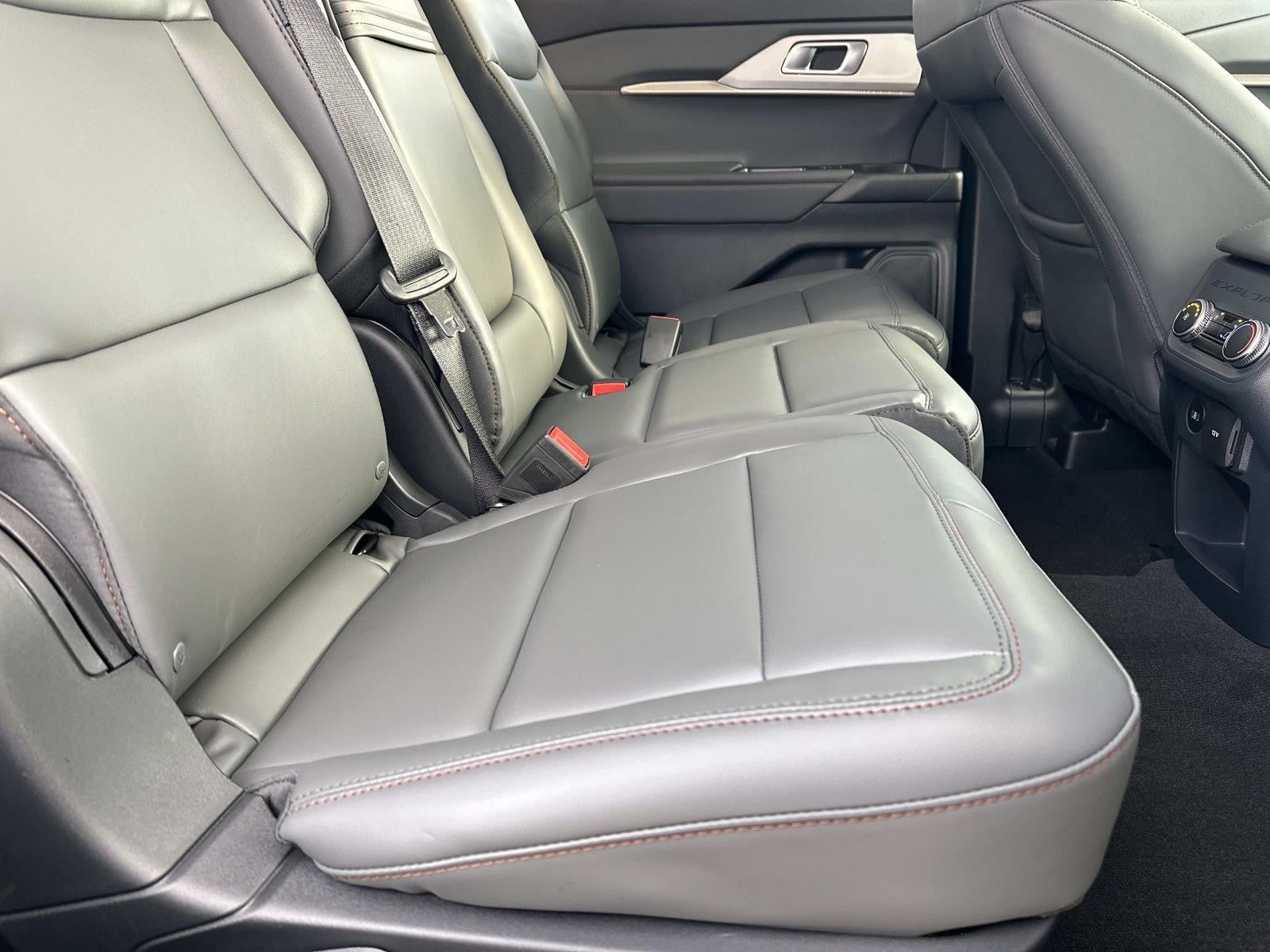 2026 Ford Explorer ACTIVE RWD