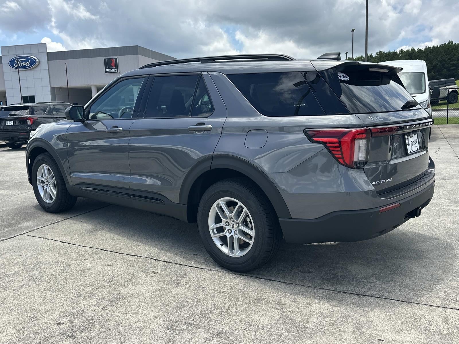 2026 Ford Explorer ACTIVE W/200A PKG RWD