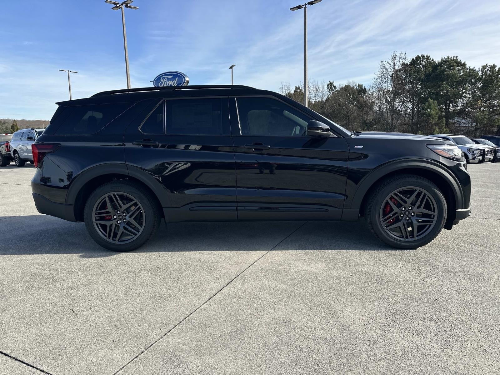 2026 Ford Explorer ST-LINE RWD