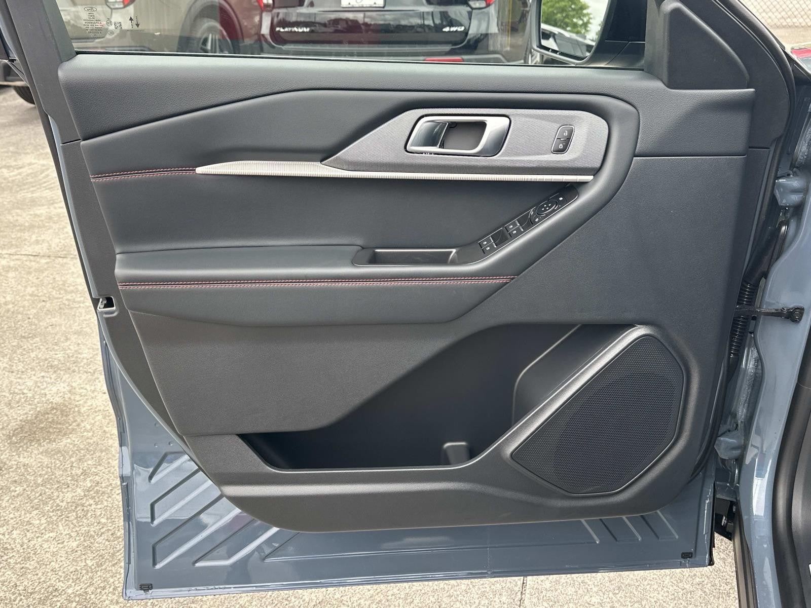 2026 Ford Explorer ST-LINE RWD