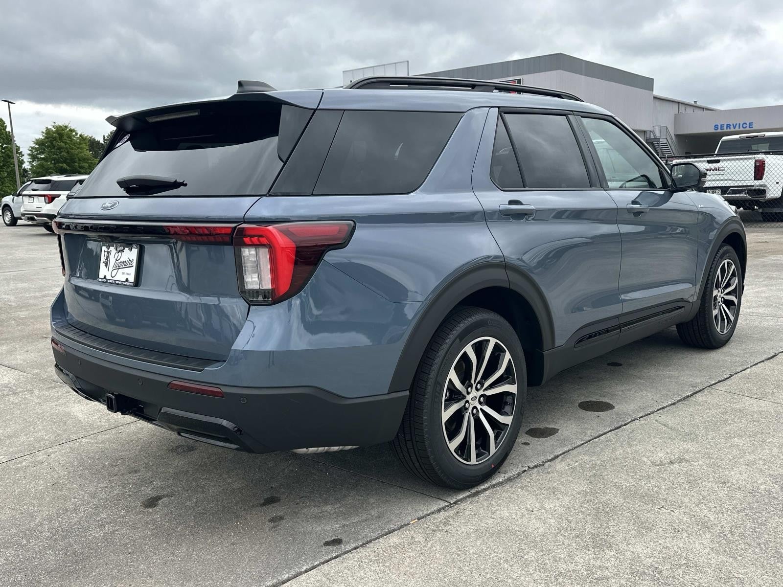 2026 Ford Explorer ST-LINE RWD