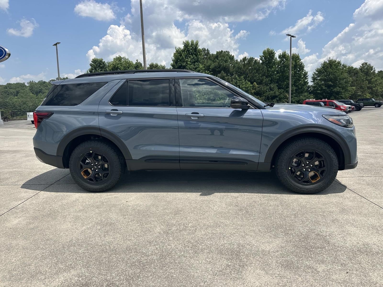 2026 Ford Explorer TREMOR 4WD