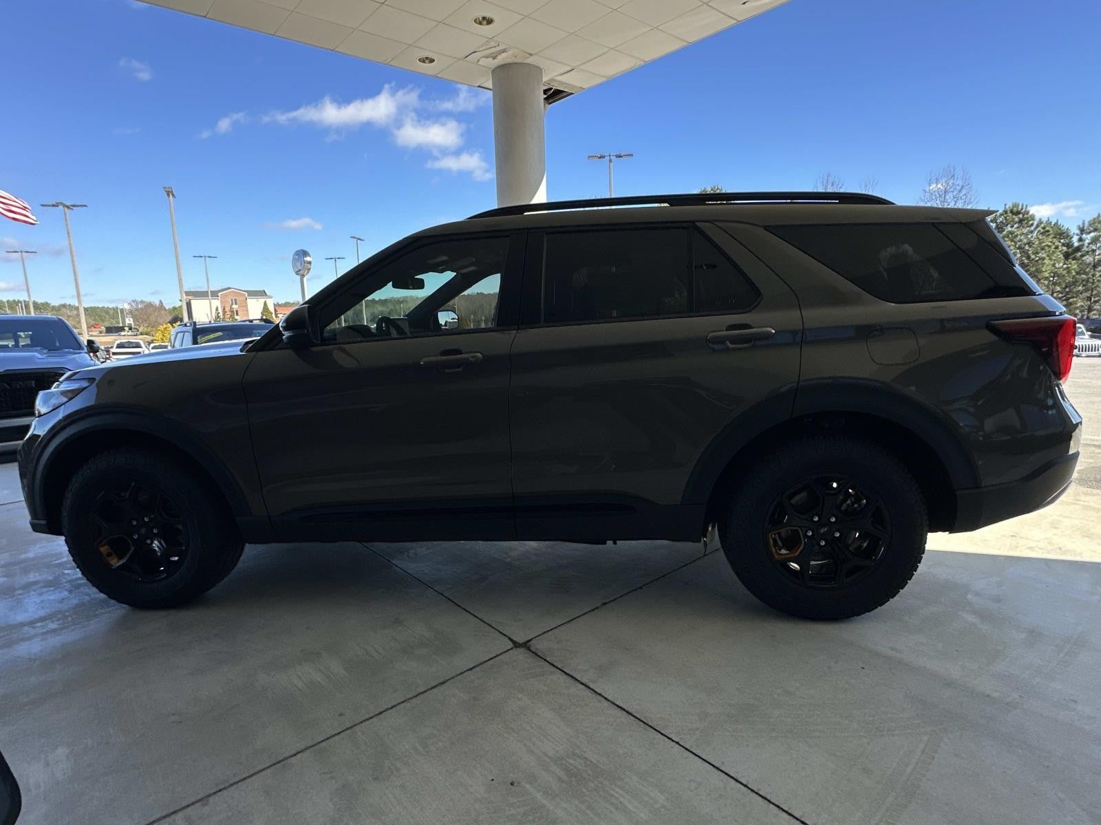 2026 Ford Explorer TREMOR 4WD