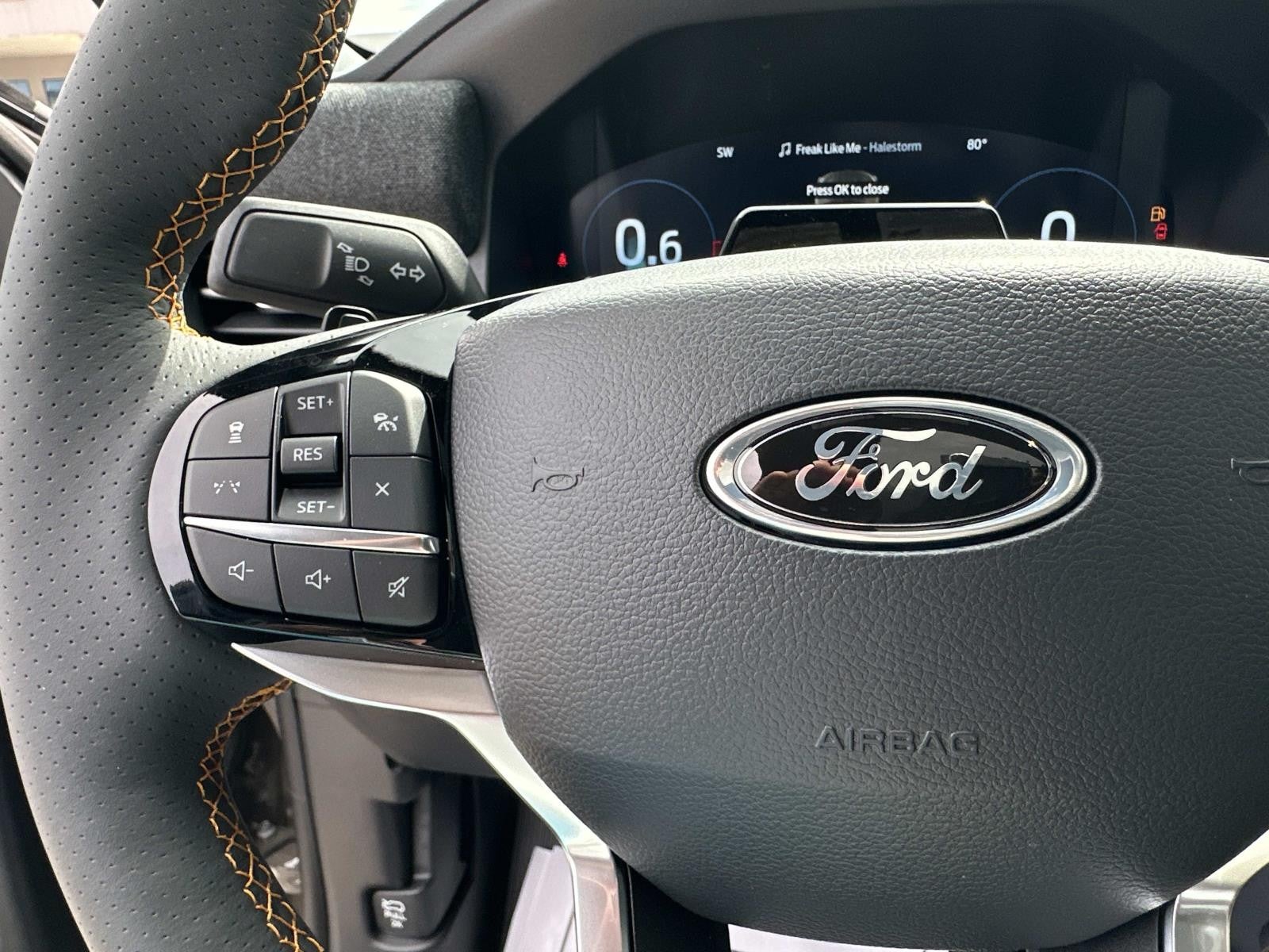 2026 Ford Explorer TREMOR 4WD