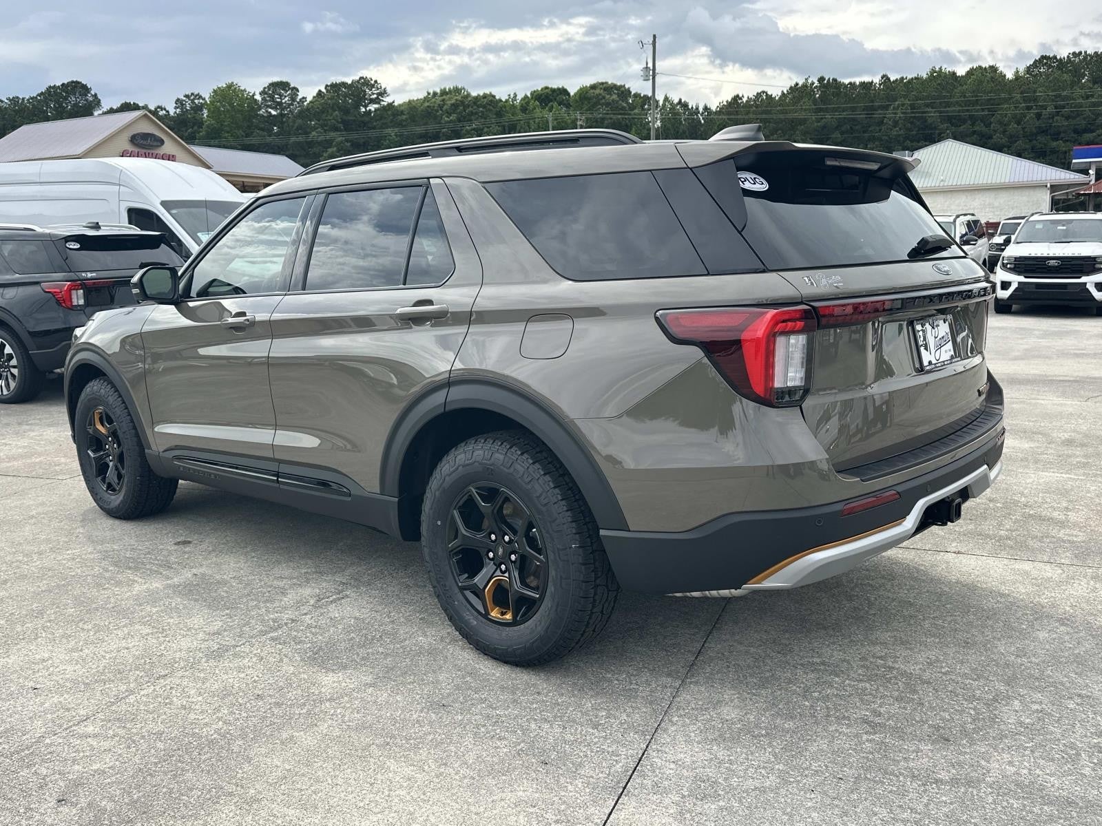 2026 Ford Explorer TREMOR 4WD