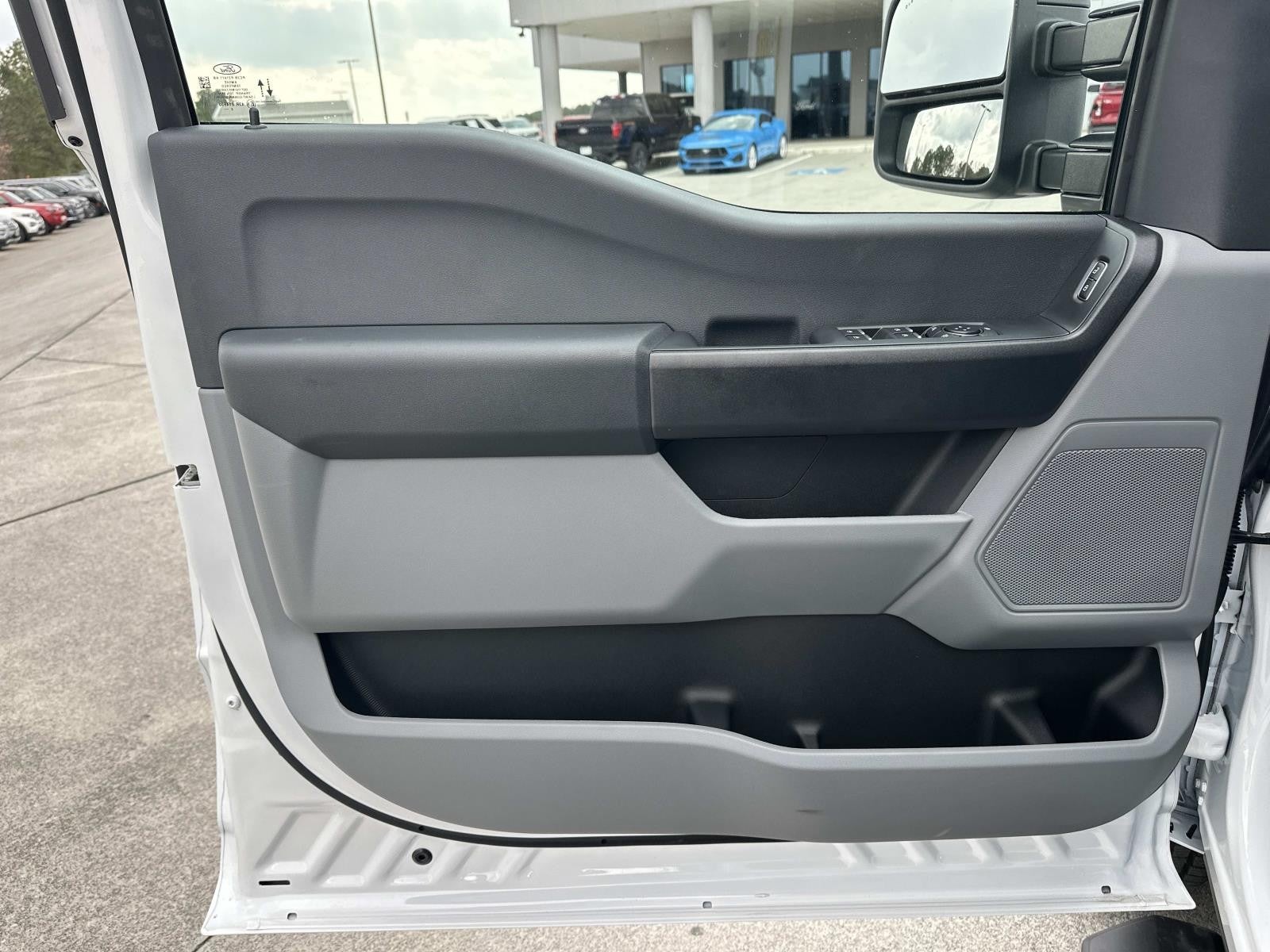 2026 Ford Super Duty F-250 SRW XL 4WD CREW CAB 6.75' BOX