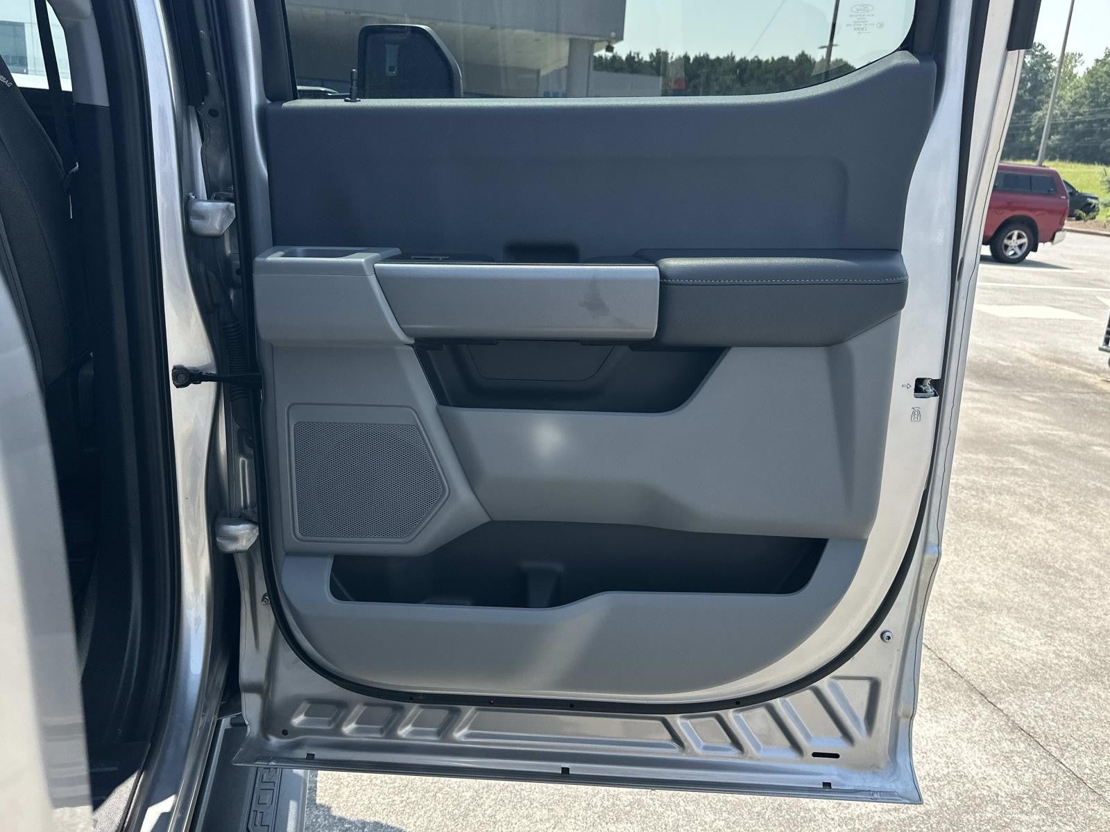 2024 Ford Super Duty F-250 SRW STX XL 4WD CREW CAB 6.75' BOX