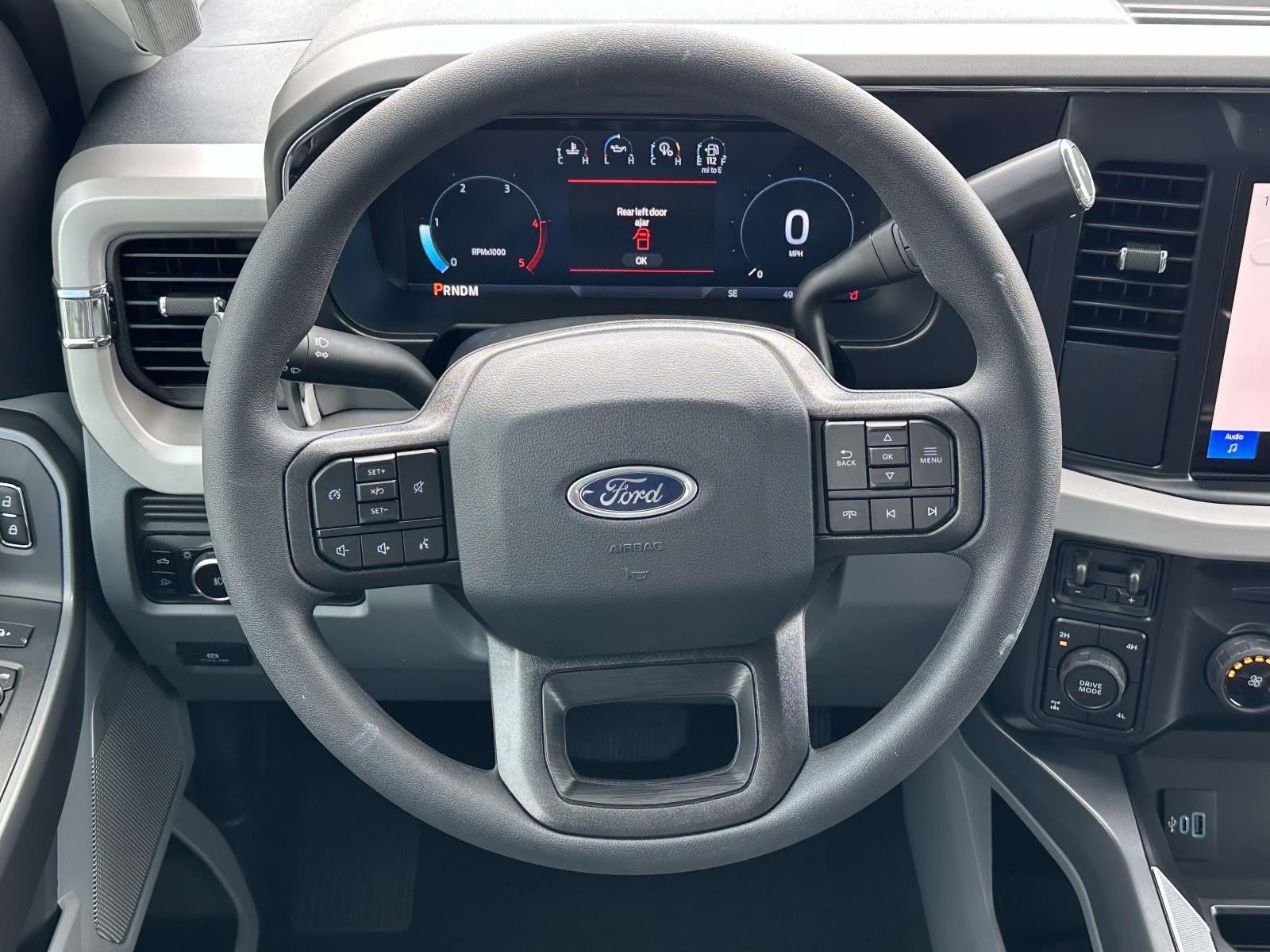 2025 Ford Super Duty F-250 SRW XLT 4WD CREW CAB 6.75' BO