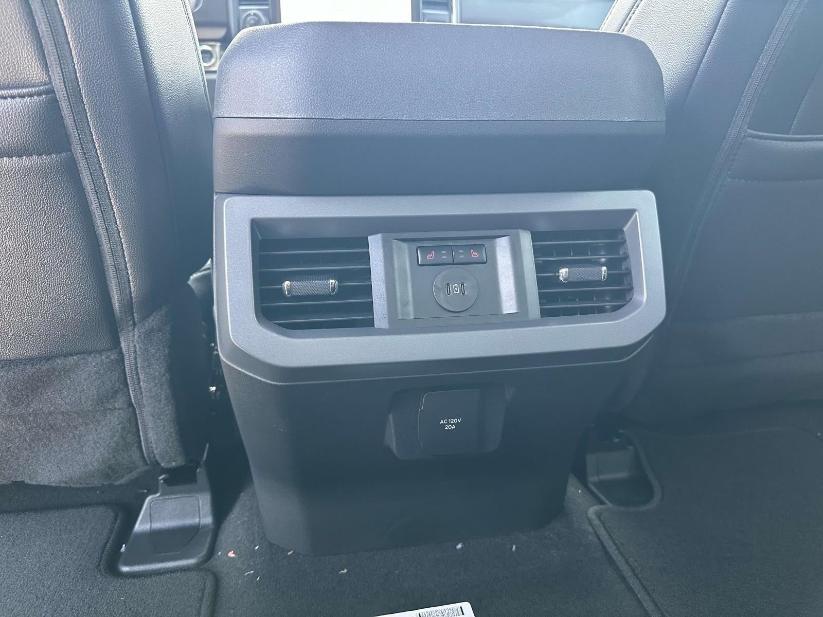 2025 Ford Super Duty F-250 SRW LARIAT 4WD CREW CAB 6.75'