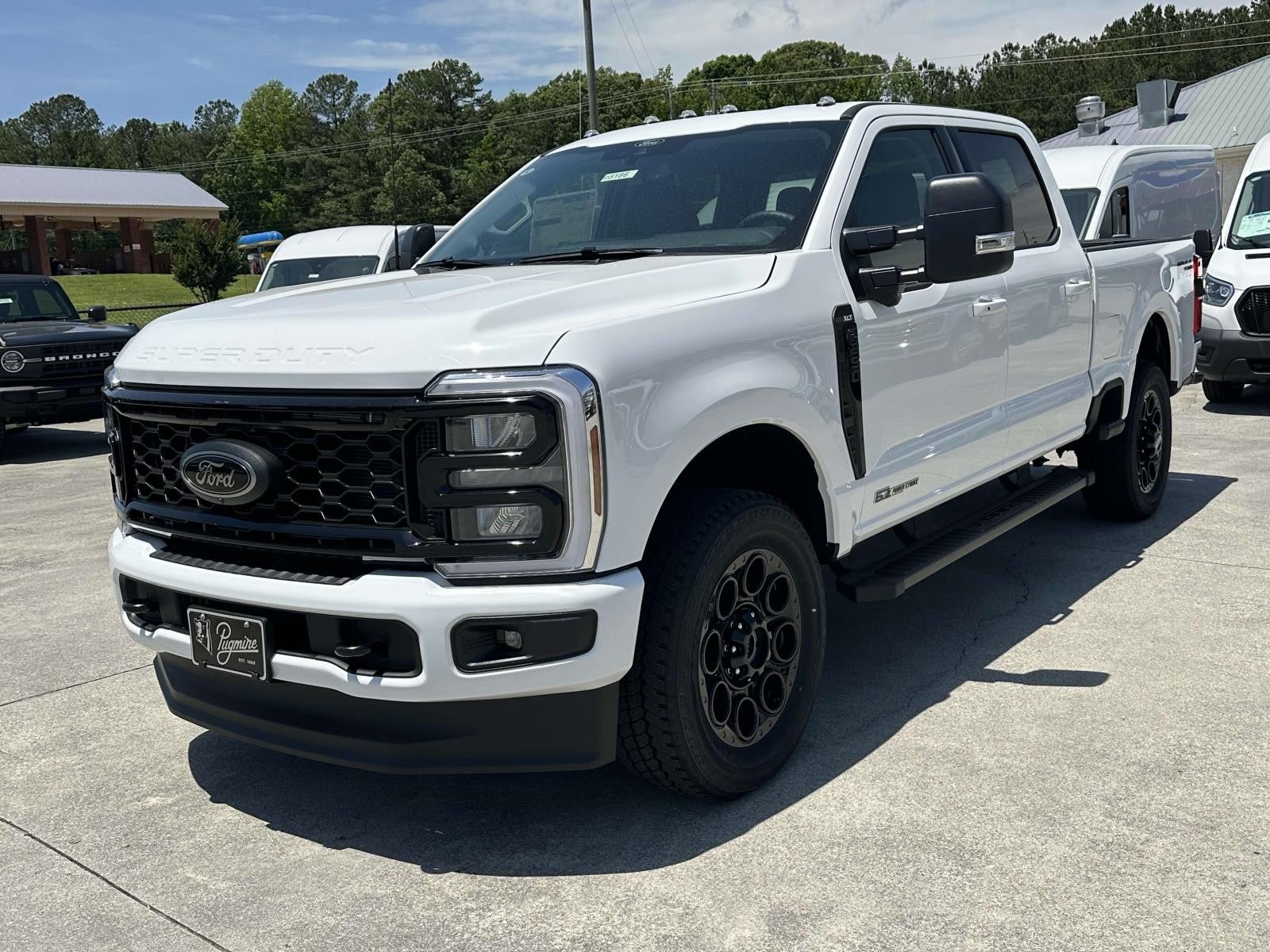 2025 Ford Super Duty F-250 SRW XLT 4WD CREW CAB 6.75' BO