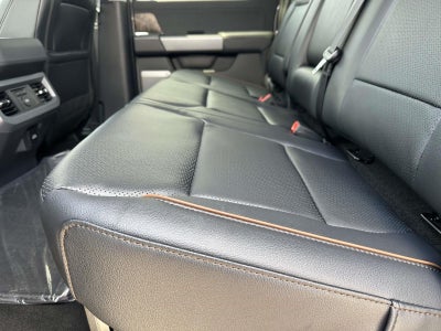 2026 Ford Super Duty F-350 SRW LARIAT 2WD CREW CAB 6.75'