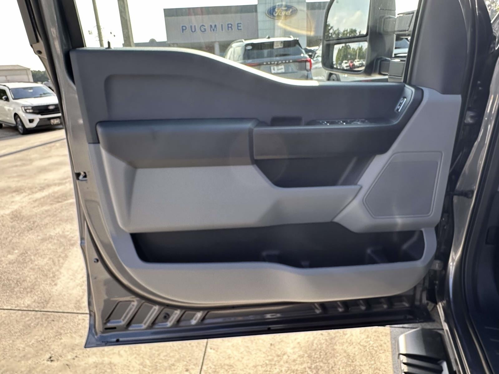 2026 Ford Super Duty F-350 SRW XL 2WD CREW CAB 8' BOX