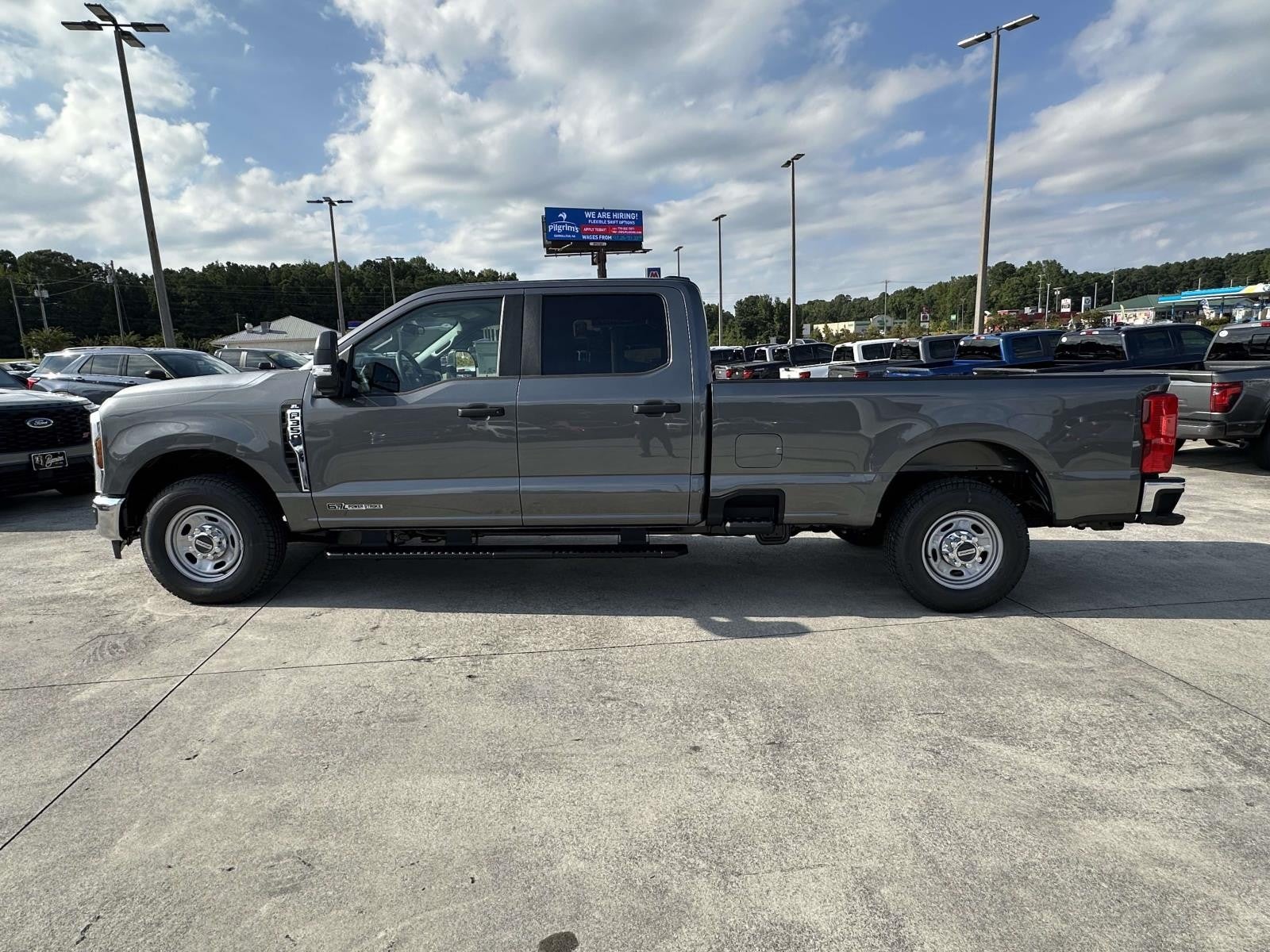 2026 Ford Super Duty F-350 SRW XL 2WD CREW CAB 8' BOX