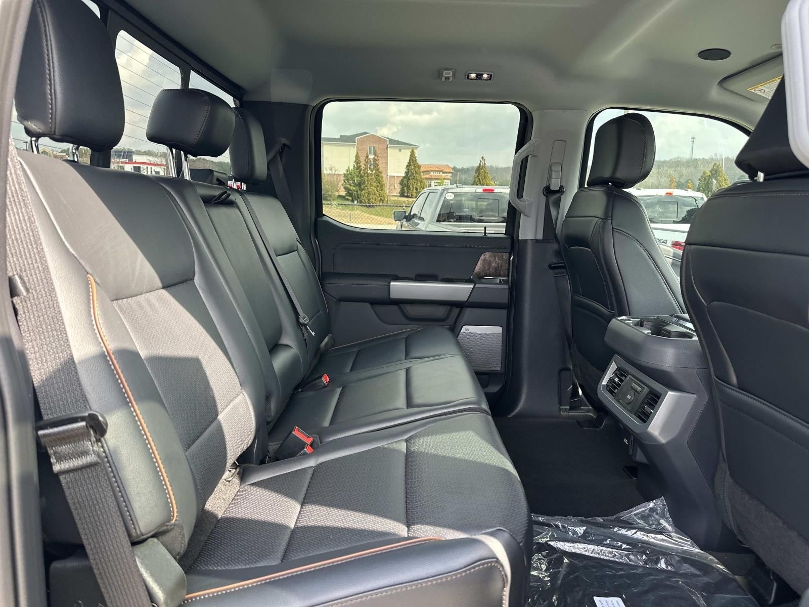 2026 Ford Super Duty F-350 SRW LARIAT 4WD CREW CAB 6.75'