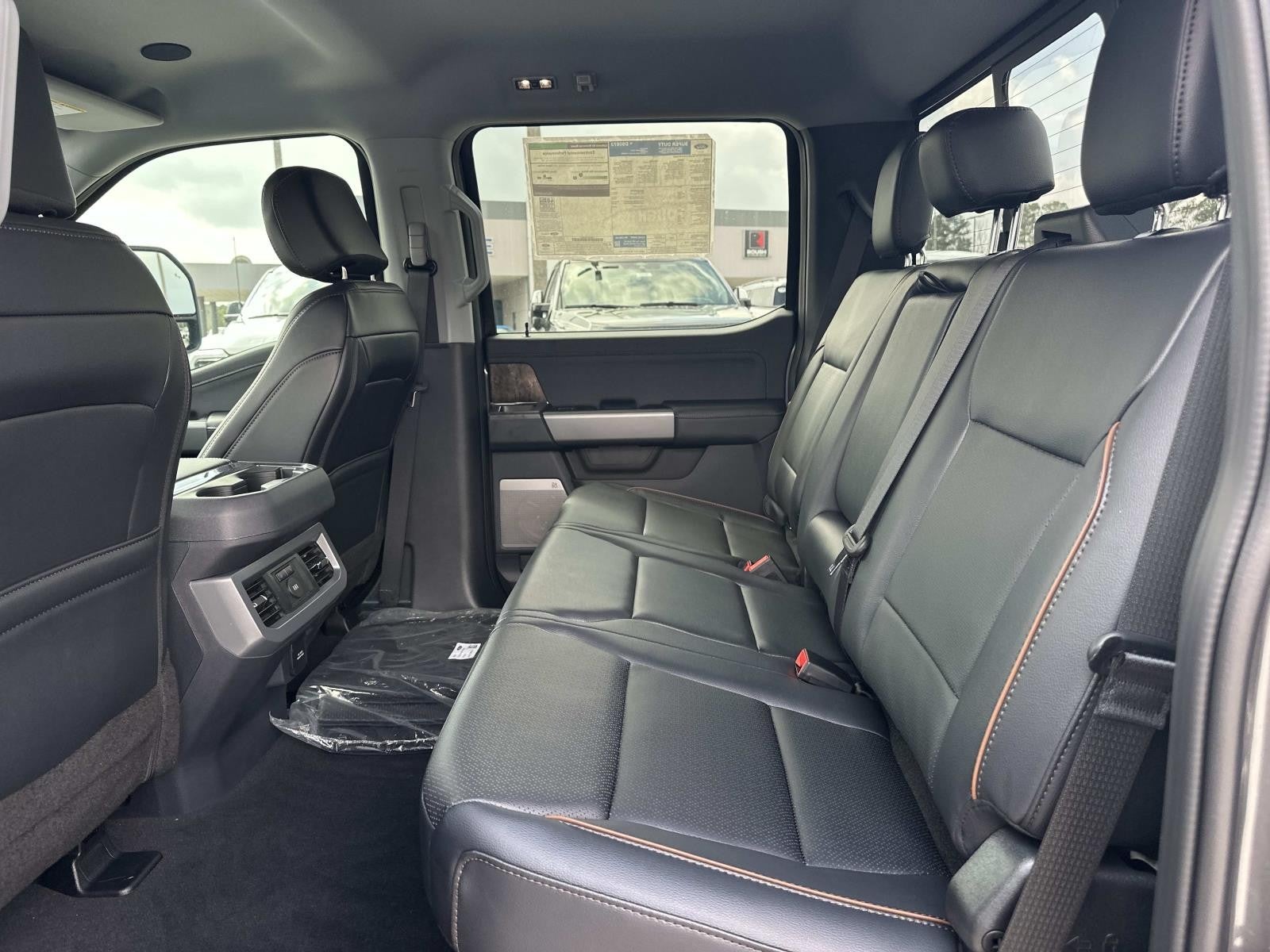 2026 Ford Super Duty F-350 SRW LARIAT 4WD CREW CAB 6.75'