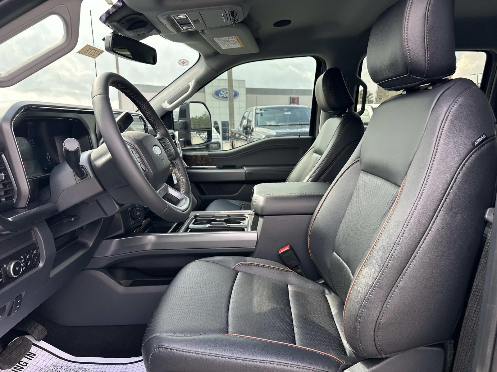 2026 Ford Super Duty F-350 SRW LARIAT 4WD CREW CAB 6.75'