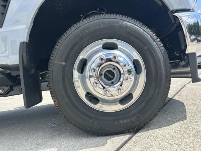 2026 Ford Super Duty F-350 DRW LARIAT 4WD CREW CAB 8' BO