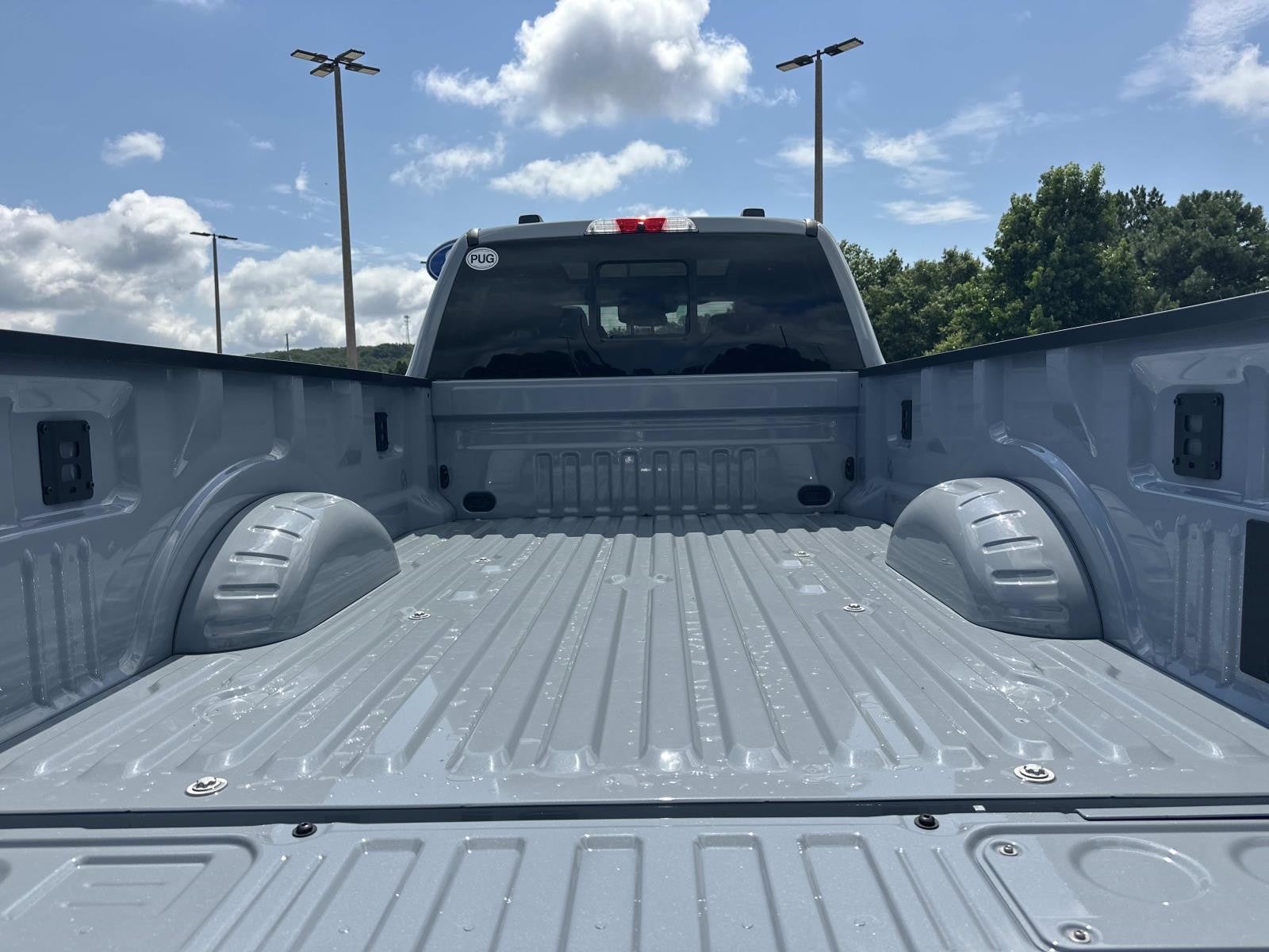 2026 Ford Super Duty F-350 DRW LARIAT 4WD CREW CAB 8' BO