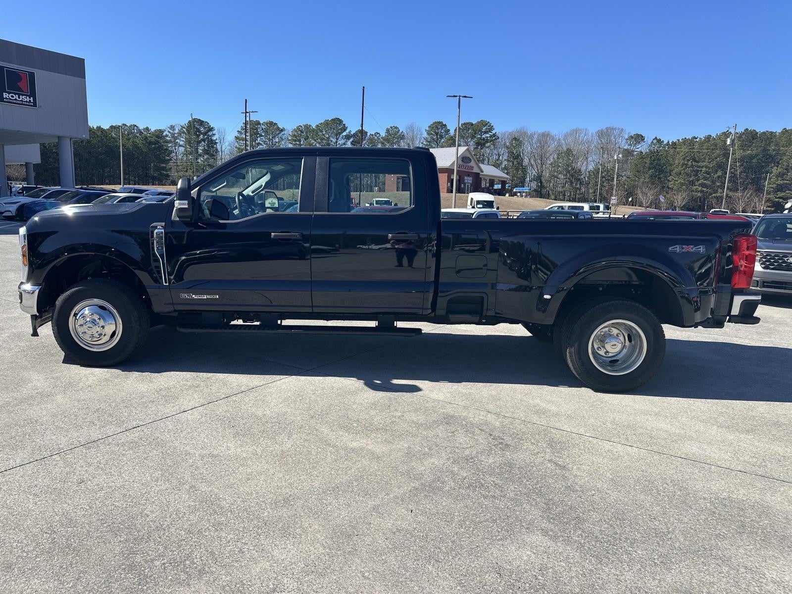 2024 Ford Super Duty F-350 DRW XL