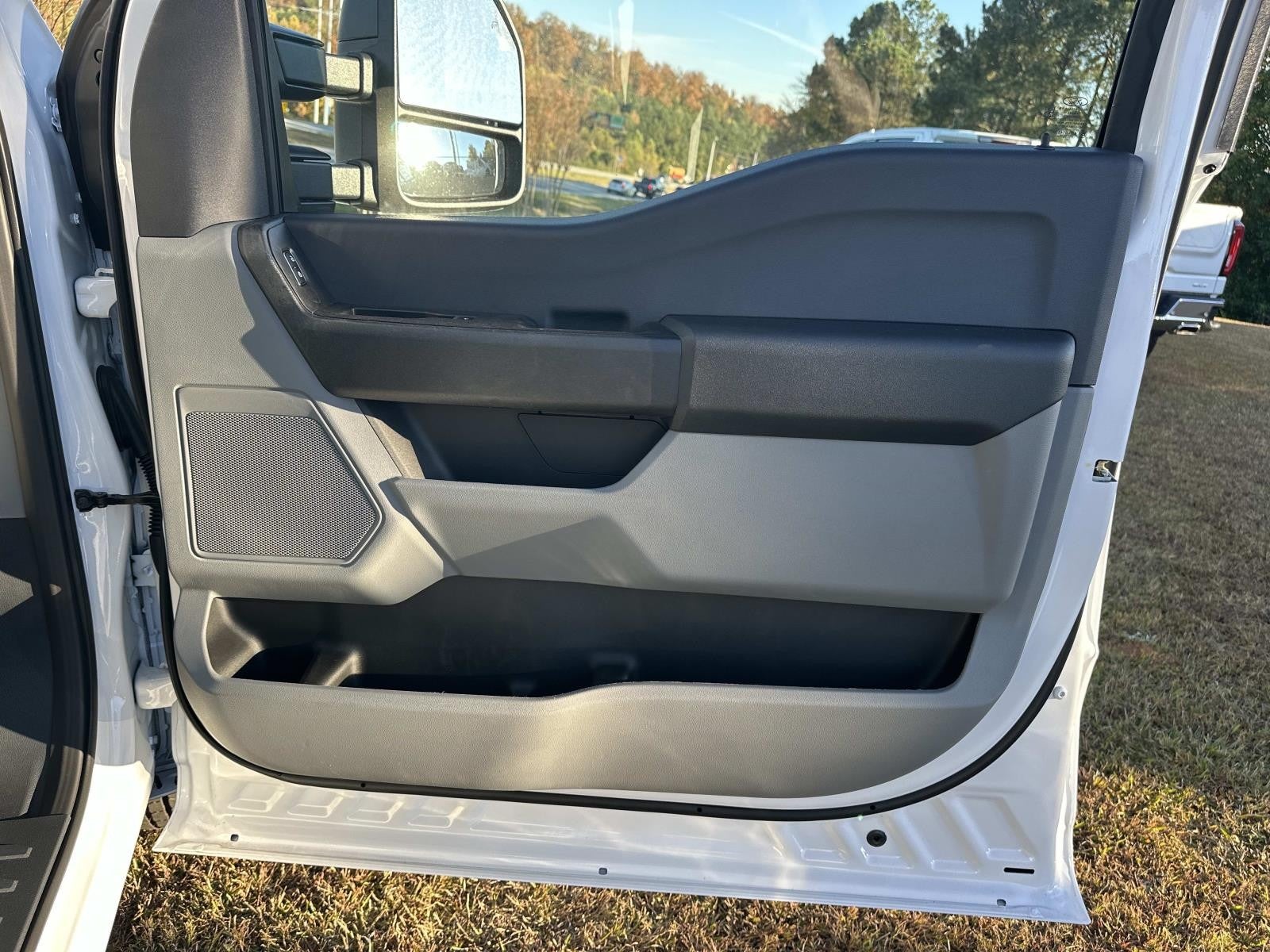 2026 Ford Super Duty F-250 SRW XL 2WD REG CAB 8' BOX