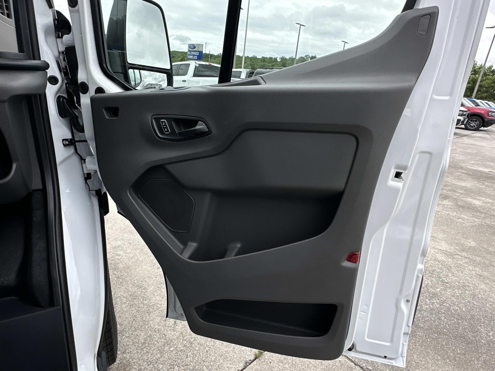 2026 Ford Transit Cargo Van T-250 148 MED RF 9150 GV