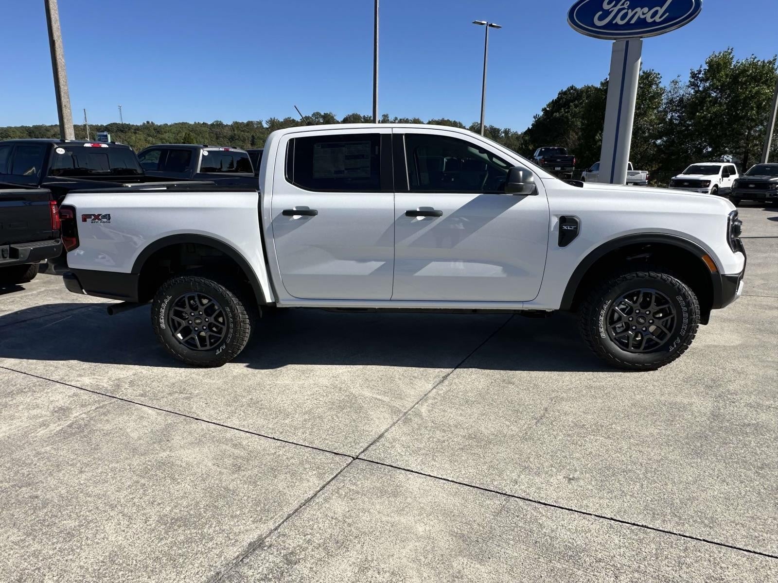2025 Ford Ranger XLT 4WD SUPERCREW 5' BOX