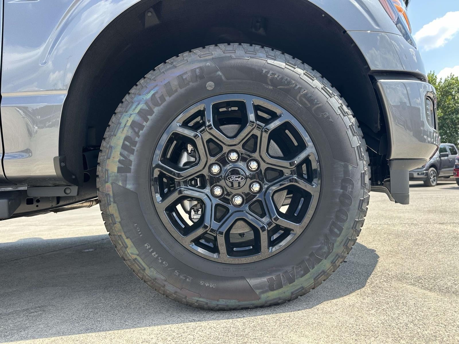 2025 Ford F-150 XLT 4WD SUPERCREW 5.5' BO