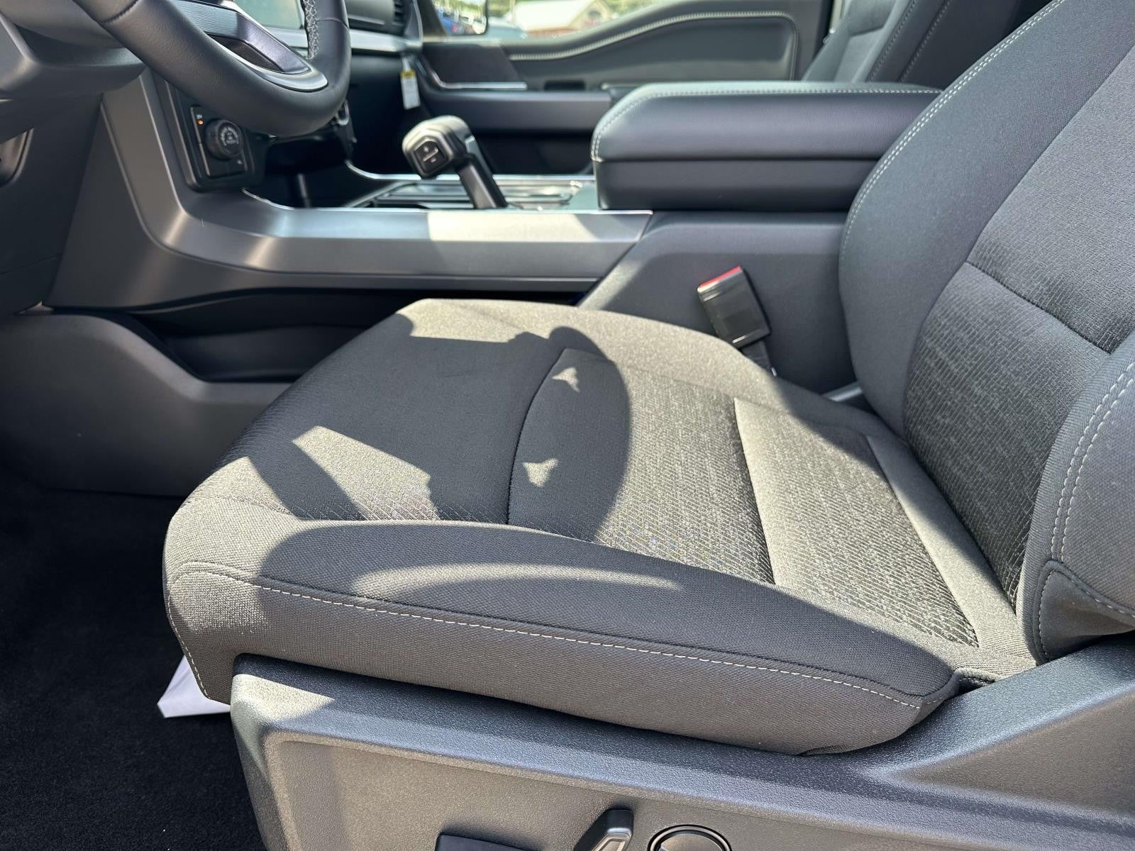 2025 Ford F-150 XLT 4WD SUPERCREW 5.5' BO