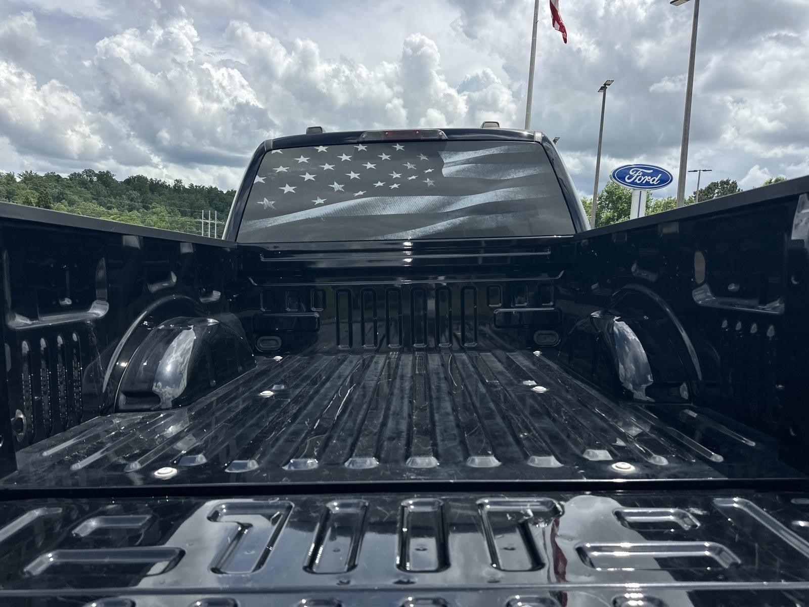 2023 Ford F-150 COYOTE 5.0 XL 4WD SUPERCREW 5.5' BOX