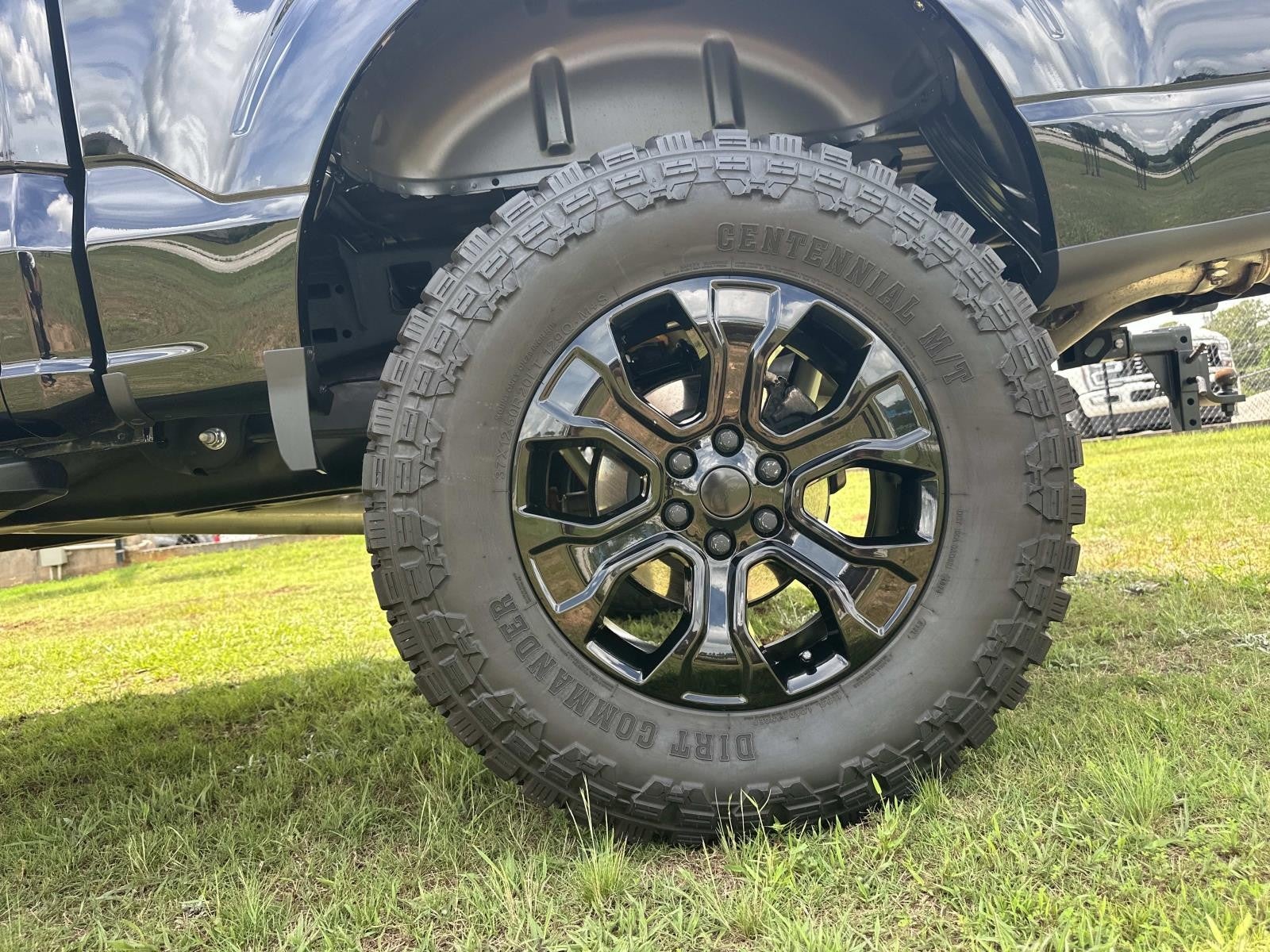 2023 Ford F-150 COYOTE 5.0 XL 4WD SUPERCREW 5.5' BOX