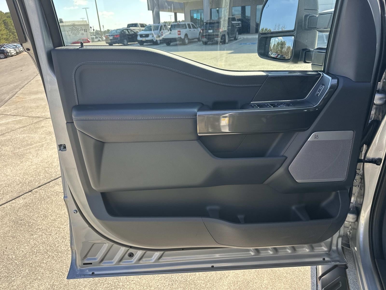 2023 Ford F-150 XLT 4WD SUPERCREW 5.5' BO