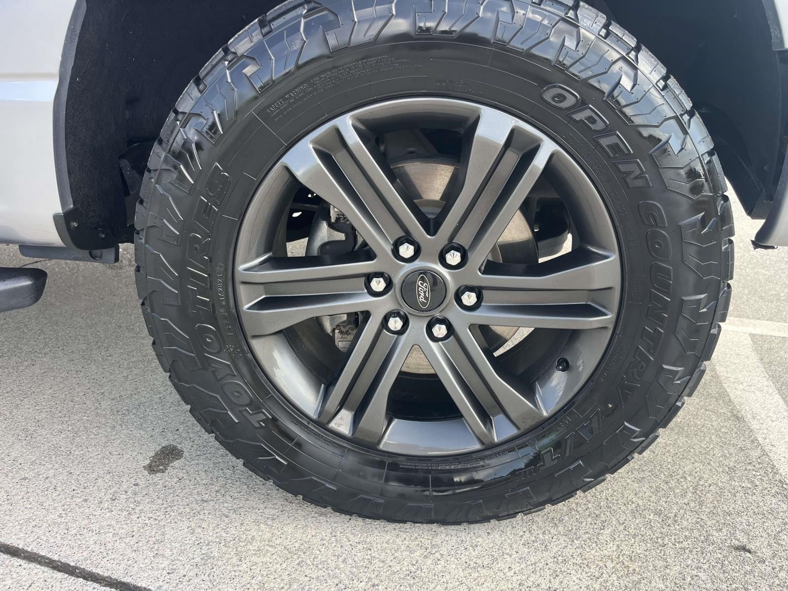2022 Ford F-150 XLT 4WD SUPERCREW