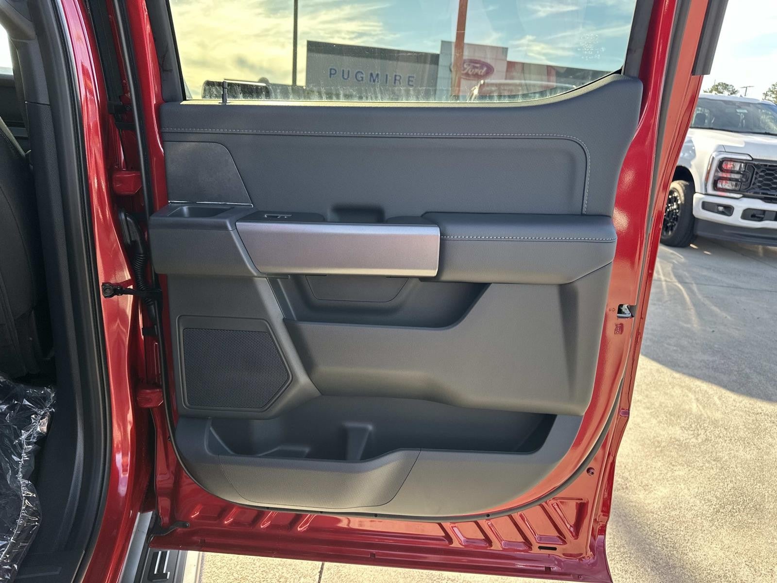 2025 Ford F-150 XLT 4WD SUPERCREW 5.5' BO