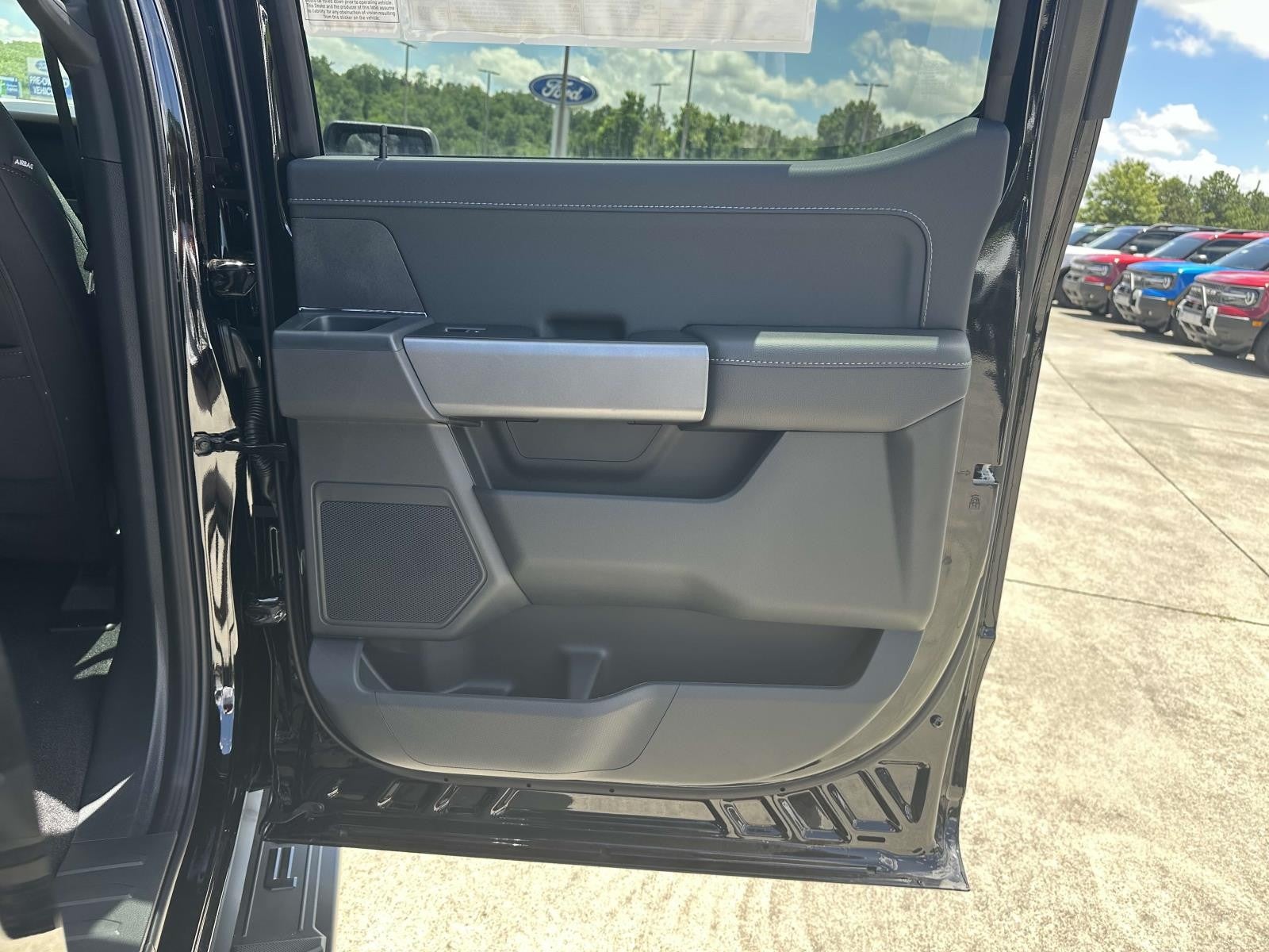 2025 Ford F-150 XLT 4WD SUPERCREW 5.5'