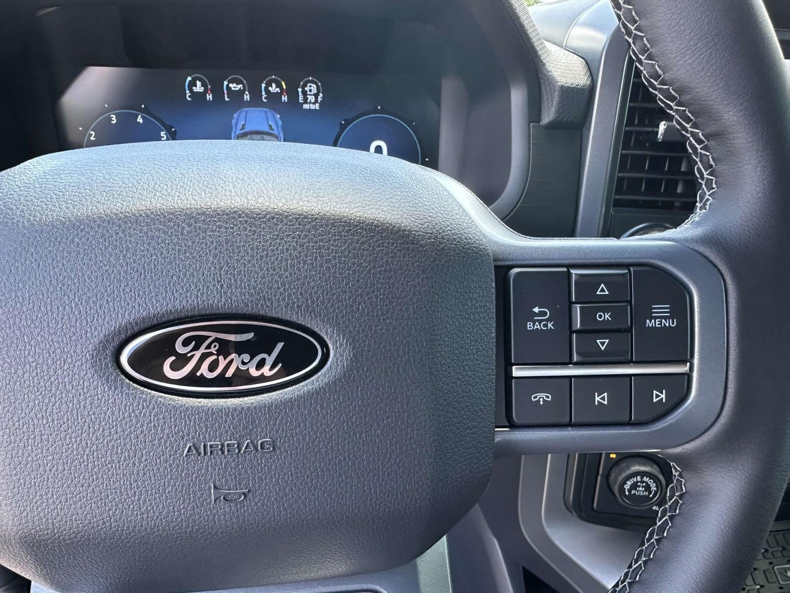 2025 Ford F-150 XLT 4WD SUPERCREW 5.5'