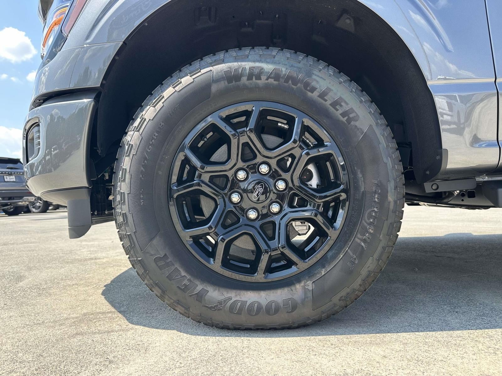 2025 Ford F-150 XLT 4WD SUPERCREW 5.5' BO